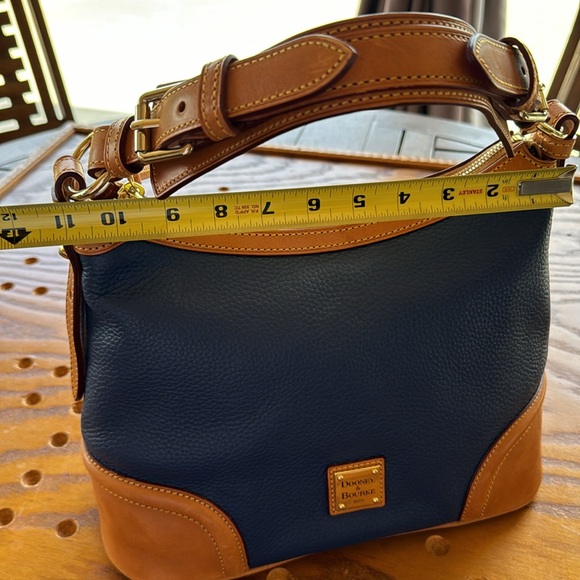 Dooney & Bourke purse - Picture 6 of 7